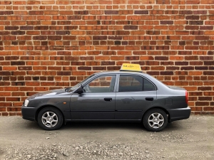 Автомобиль инструктора Hyundai Accent