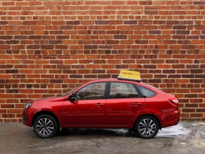 Автомобиль инструктора Lada Granta