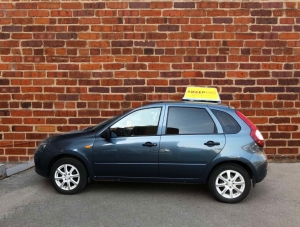 Автомобиль инструктора Lada Kalina