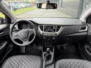 Автомобиль инструктора Hyundai Solaris